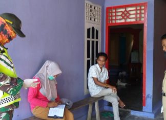 Babinsa Dan Kades Aji Jaya Periksa Warga Dari Perantauan