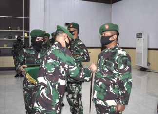 Letkol Inf Kohir Serahkan Tongkat Komando Jabatan Dandim 0426/Tulang Bawang Kepada Letkol Kav Joko Sunarto