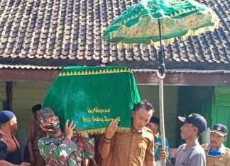 Babinsa Koramil 426-03 Peduli Dengan Kedukaan Warga Binaan