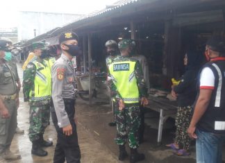 Koramil Mesuji Laksanakan Patroli Terpadu Sadarkan Masyarakat Patuhi Protokol Kesehatan.