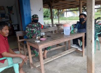 Babinsa Koramil Rawajitu Tegaskan Covid-19 Masih Ada