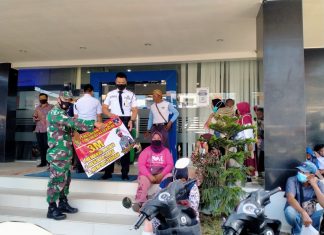 Baninsa Koramil 426-04/BA Himbau Warga Putus Rantai Penularan Covid-19