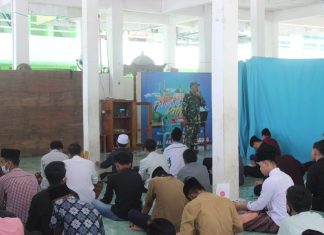 Ini Kata Sertu Supriyono Saat Memberikan Materi Wasbang di SMK Al Iman-1 Banjar Agung