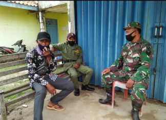 Wabah Masih Ada Patuhi Prokes, Ajakan Serma Slamet Kepada Warga Kampung Karya Jitu Mukti