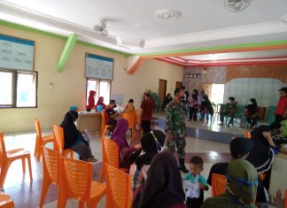 Sertu Supriyono Babinsa Koramil Banjar Agung Ajak Warga Jadi Agen Vaksin