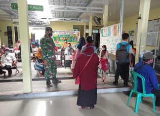 Serka Susilo Babinsa Koramil Banjar Agung Ajak Warga Lawan Pandemi Covid-19