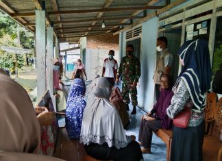 Sayangi Keluarga Dengan Tetap Menerapkan Prokes Ujar Babinsa Kampung Bujuk Agung