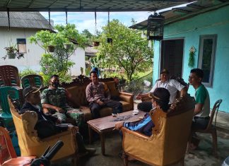 Sertu Basarudin Menghimbau Masyarakat Agar Selalu Mentaati Prokes Covid-19 Dengan Cara 5 M
