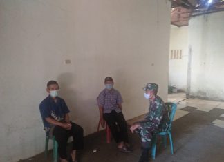 Sertu Baharudin Meminta Agar Aparatur Desa Harus Saling Mengingatkan Untuk Menjaga Prokes