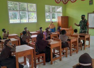 Sertu Supriono Mengajak Pelajar Untuk Menjaga Kesehatan Selama Ramadan