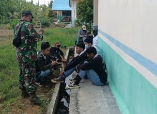 Serda Windu Sosialisasikan Penerimaan Prajurit TNI ke Sekolah Sekolah