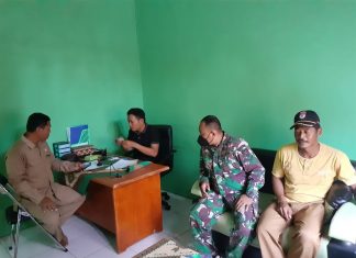 Serda Puji Riyadi Laksanakan Komsos Dengan Warga Binaan di Kampung Tanjung Mas Jaya