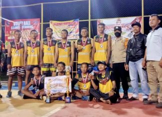 Bangkitkan Semangat Olah Raga, Babinsa Koramil 426-01/SP Dampingi Turnamen Pertandingan Volly Ball