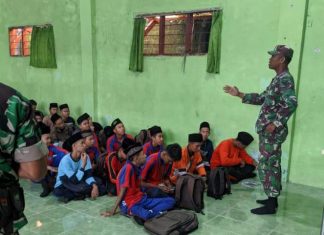 Peduli Dengan Generasi Penerus Bangsa, Babinsa Koramil 426-05/BA Berikan Materi Wawasan Kebangsaan