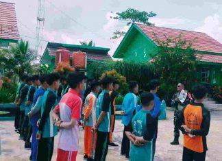 Untuk Menarik Minat Pelajar, Babinsa Koramil 426-03/Rawajitu Sosialisasikan Rekrutmen TNI AD