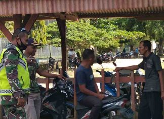 Babinsa Koramil 426-01/SP, Ingatkan Masyarakat Pentingnya Menjaga Kebersihan Lingkaran