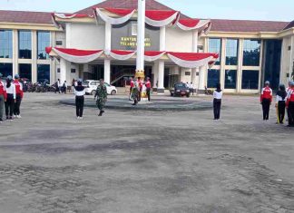 Anggota Kodim 0426 Tuba, Terus Gembleng Paskibraka Yang Akan Tampil Dalam Momen HUT RI Ke 77