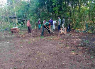 Koramil 426-04/Banjar Agung, Bedah Rumah Tidak Layak Huni(RTLH) Program Bakti Satkowil Ta.2022