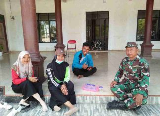Babinsa Koramil 426-03/Rwj, Gandeng Pengurus karang Taruna Untuk Sukseskan Vaksin Covid-19