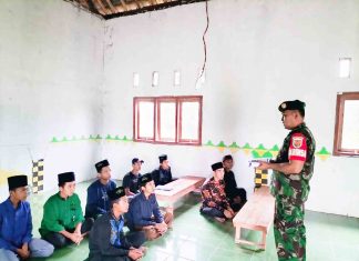 Babinsa Koramil 426-02/Mgl, Sosialisasikan Rekrutmen TNI AD ke Pesantren Nurul Kodiri 2