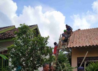 Kehadiran Babinsa Menjadi Solusi di Tengah Kesulitan Rakyat