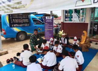 Babinsa Koramil 426-01/SP, Tumbuhkan Semangat Anak-Anak Gelar Membaca