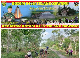 Serma Burhanudin Melaksanakan Kegiatan Gotong Royong Bersama Warga Desa Eka Mulya