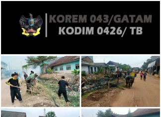 Babinsa Koramil 426-03 Rawajitu Gotong-Royong Bersihkan Sampah Di Aliran Sungai