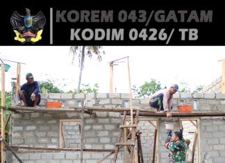 Semangat Gotong Royong Warnai Pembangunan RTLH TMMD Kodim 0426 di Kampung Moris Jaya