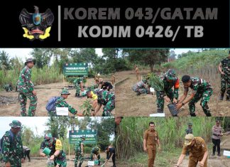 Tim Wasev TMMD ke-125 Kodim 0426/TB Tanam Pohon Alpukat sebagai Wujud Kepedulian Lingkungan