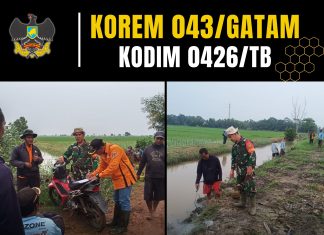 Babinsa 426-03 Rawajitu Bersama PPL dan Petani Gropyokan Hama Tikus di Rawajitu Selatan