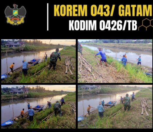 Pembangunan Jembatan Gantung Printis Garuda Kodim 0426 TB, Masuki Tahap Penurunan Kayu Gelam