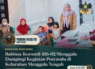 Babinsa Koramil 426-02/Menggala Dampingi Kegiatan Posyandu di Kelurahan Menggala Tengah